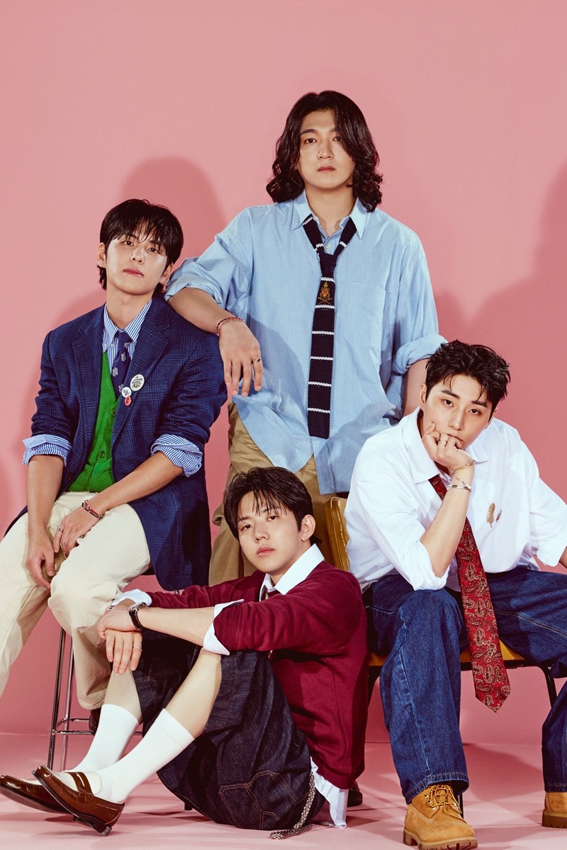 DAY6 정규 4집 _The DECADE_ 단체 (3).jpg