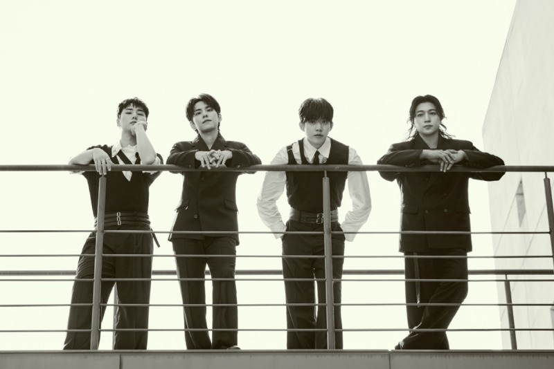 DAY6 정규 4집 _The DECADE_ 단체 (2).jpg